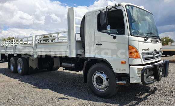Buy Used Hino Ranger White Truck in Harare in Harare Buy Used Hino Ranger White Truck in Harare in Harare