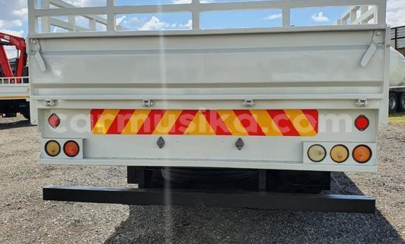 Buy Used Hino Ranger White Truck in Harare in Harare Buy Used Hino Ranger White Truck in Harare in Harare