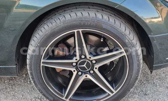 Acheter Occasion Voiture Mercedes‒Benz C–Class Vert à Harare, Harare Acheter Occasion Voiture Mercedes‒Benz C–Class Vert à Harare, Harare