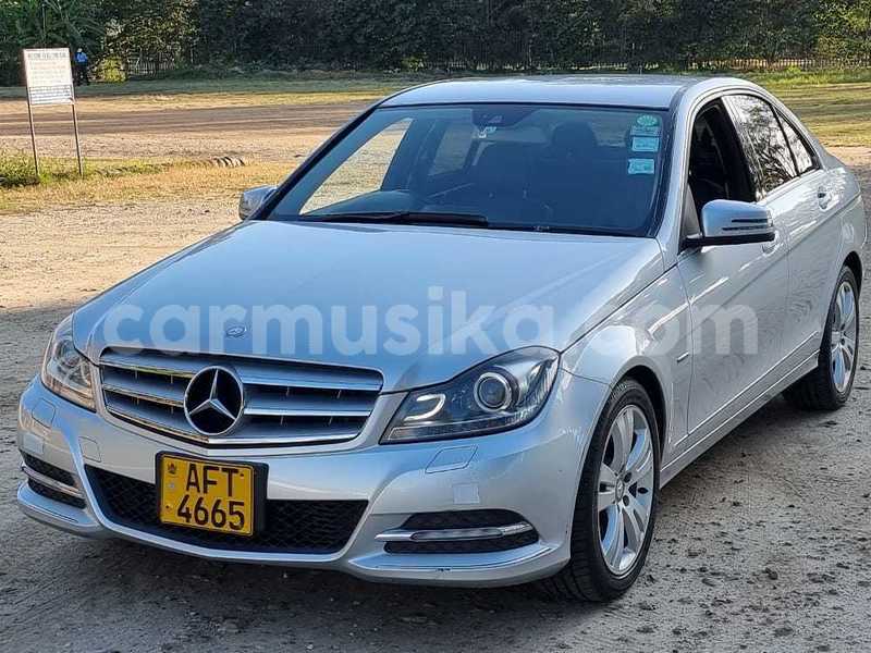 Big with watermark mercedes benz 200 harare harare 29620