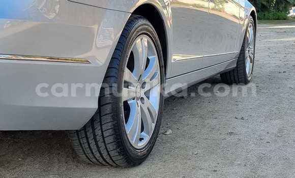Acheter Occasion Voiture Mercedes‒Benz 200 Blanc à Harare, Harare Acheter Occasion Voiture Mercedes‒Benz 200 Blanc à Harare, Harare