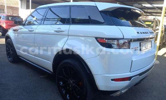 Acheter Occasion Voiture Range Rover Range Rover Blanc à Beitbridge, Matabeleland South Acheter Occasion Voiture Range Rover Range Rover Blanc à Beitbridge, Matabeleland South