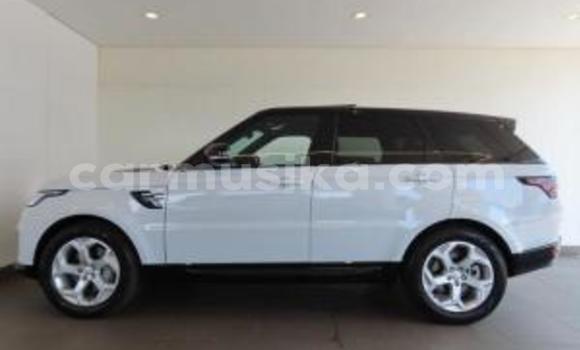 Buy Used Range Rover Range Rover White Car in Beitbridge in Matabeleland South Buy Used Range Rover Range Rover White Car in Beitbridge in Matabeleland South