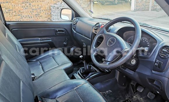 Acheter Occasion Voiture Isuzu KB Blanc à Beitbridge, Matabeleland South Acheter Occasion Voiture Isuzu KB Blanc à Beitbridge, Matabeleland South