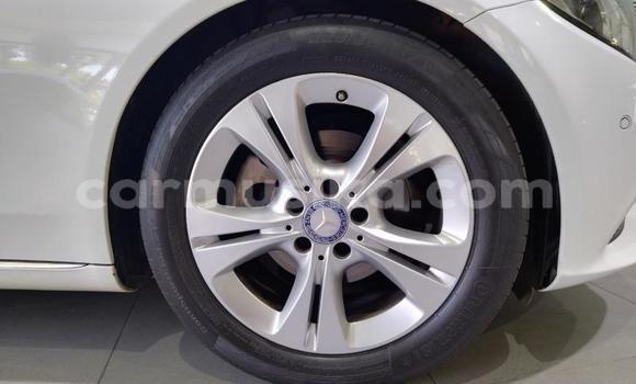 Buy Used Mercedes‒Benz C-klasse White Car in Beitbridge in Matabeleland South Buy Used Mercedes‒Benz C-klasse White Car in Beitbridge in Matabeleland South