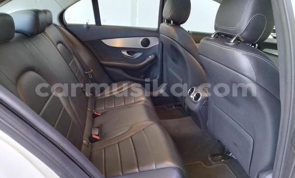 Buy Used Mercedes‒Benz C-klasse White Car in Beitbridge in Matabeleland South Buy Used Mercedes‒Benz C-klasse White Car in Beitbridge in Matabeleland South