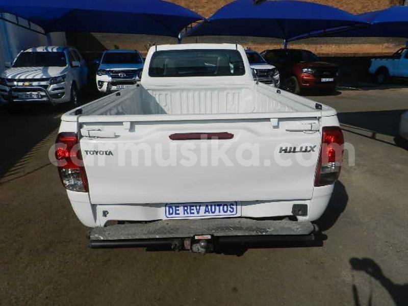 Big with watermark toyota hilux matabeleland south beitbridge 29651