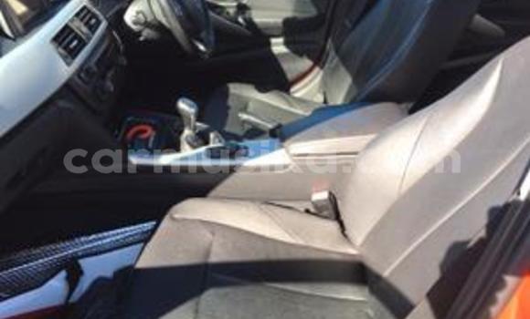 Acheter Occasion Voiture BMW 3–Series Rouge à Beitbridge, Matabeleland South Acheter Occasion Voiture BMW 3–Series Rouge à Beitbridge, Matabeleland South