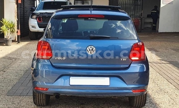 Buy Used Volkswagen Polo Blue Car in Beitbridge in Matabeleland South Buy Used Volkswagen Polo Blue Car in Beitbridge in Matabeleland South