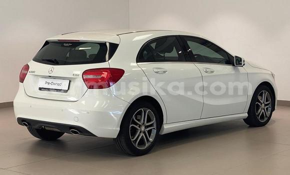 Acheter Occasion Voiture Mercedes‒Benz A-klasse Blanc à Belvédère, Harare Acheter Occasion Voiture Mercedes‒Benz A-klasse Blanc à Belvédère, Harare