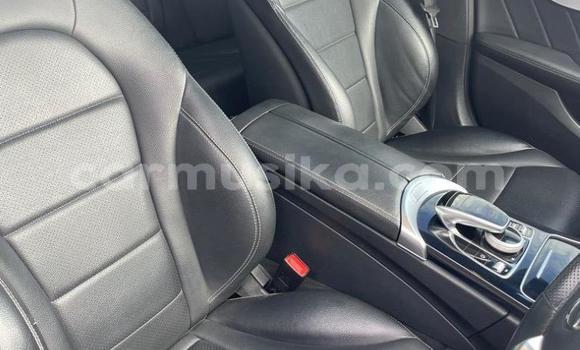 Nunua Ilio tumika Mercedes‒Benz C-klasse AMG Nyeupe Gari ndani ya Beitbridge nchini Matabeleland Kusini Nunua Ilio tumika Mercedes‒Benz C-klasse AMG Nyeupe Gari ndani ya Beitbridge nchini Matabeleland Kusini