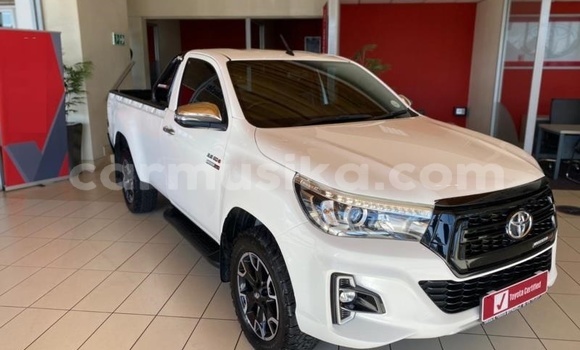 Acheter Occasion Voiture Toyota Hilux Blanc à Beitbridge, Matabeleland South