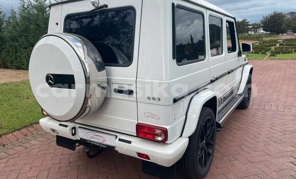 Acheter Occasion Voiture Brabus 7.3S Blanc à Beitbridge, Matabeleland South Acheter Occasion Voiture Brabus 7.3S Blanc à Beitbridge, Matabeleland South