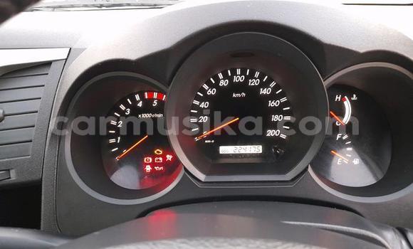 Buy Used Toyota Hilux White Car in Beitbridge in Matabeleland South Buy Used Toyota Hilux White Car in Beitbridge in Matabeleland South