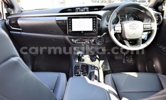 Acheter Occasion Voiture Toyota Hiluxe VIGO Blanc à Beitbridge, Matabeleland South Acheter Occasion Voiture Toyota Hiluxe VIGO Blanc à Beitbridge, Matabeleland South