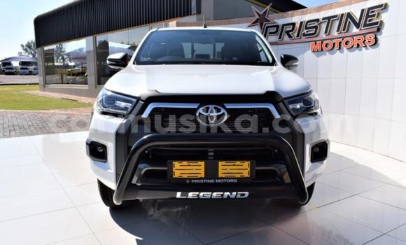 Acheter Occasion Voiture Toyota Hiluxe VIGO Blanc à Beitbridge, Matabeleland South Acheter Occasion Voiture Toyota Hiluxe VIGO Blanc à Beitbridge, Matabeleland South