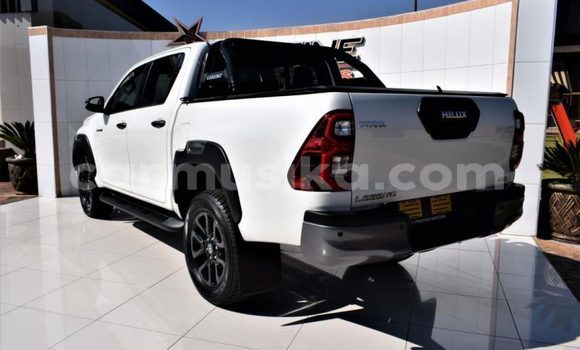 Acheter Occasion Voiture Toyota Hiluxe VIGO Blanc à Beitbridge, Matabeleland South Acheter Occasion Voiture Toyota Hiluxe VIGO Blanc à Beitbridge, Matabeleland South