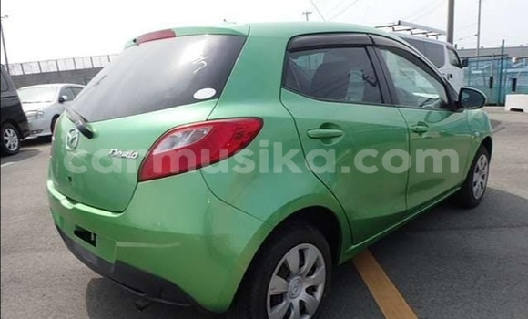 Acheter Occasion Voiture Mazda Demio Vert à Beitbridge, Matabeleland South Acheter Occasion Voiture Mazda Demio Vert à Beitbridge, Matabeleland South