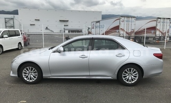 Nunua Ilio tumika Toyota Mark X Fedha Gari ndani ya Beitbridge nchini Matabeleland Kusini Nunua Ilio tumika Toyota Mark X Fedha Gari ndani ya Beitbridge nchini Matabeleland Kusini