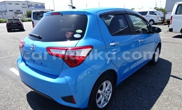 Buy Used Toyota Vitz Blue Car in Beitbridge in Matabeleland South Buy Used Toyota Vitz Blue Car in Beitbridge in Matabeleland South