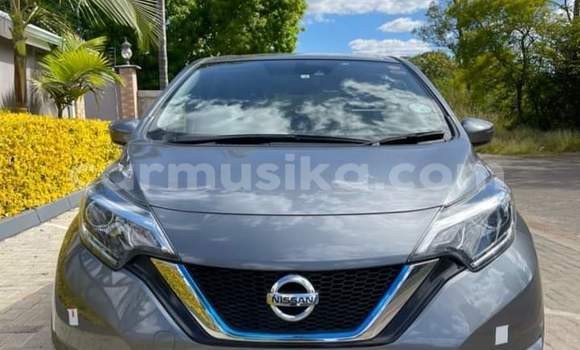 Nunua Mpya Nissan Note Nyingine Gari ndani ya Borrowdale nchini Harare