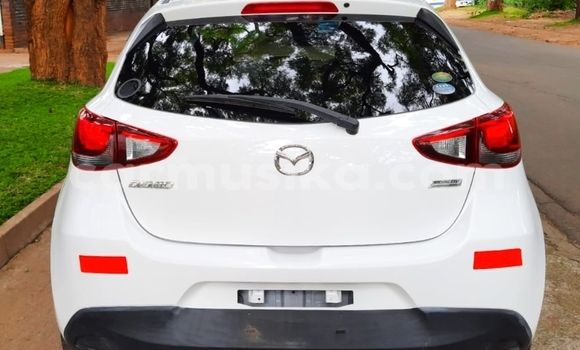 Acheter Neuf Voiture Mazda Demio Blanc à Borrowdale, Harare Acheter Neuf Voiture Mazda Demio Blanc à Borrowdale, Harare