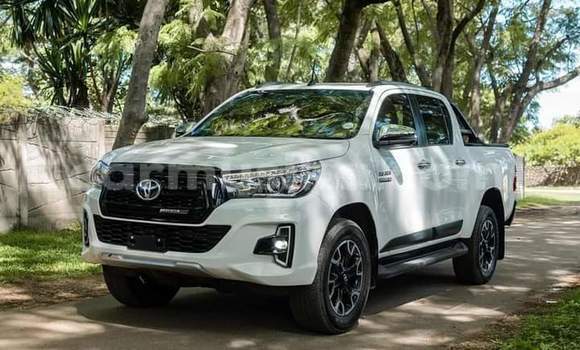 Acheter Neuf Voiture Toyota Hilux Blanc à Borrowdale, Harare Acheter Neuf Voiture Toyota Hilux Blanc à Borrowdale, Harare