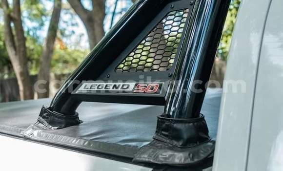 Acheter Neuf Voiture Toyota Hilux Blanc à Borrowdale, Harare Acheter Neuf Voiture Toyota Hilux Blanc à Borrowdale, Harare