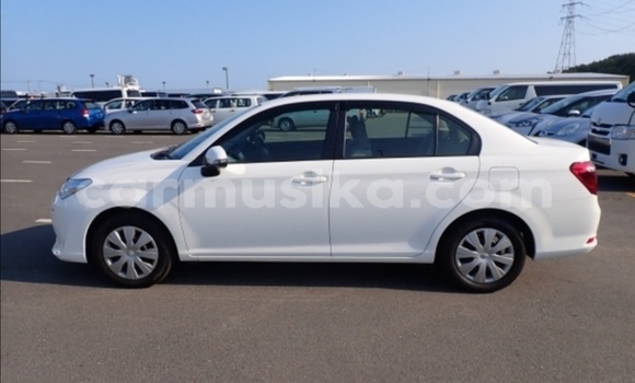 Acheter Occasion Voiture Toyota Axio Blanc à Beitbridge, Matabeleland South Acheter Occasion Voiture Toyota Axio Blanc à Beitbridge, Matabeleland South