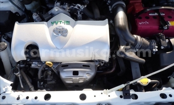 Acheter Occasion Voiture Toyota Axio Blanc à Beitbridge, Matabeleland South Acheter Occasion Voiture Toyota Axio Blanc à Beitbridge, Matabeleland South