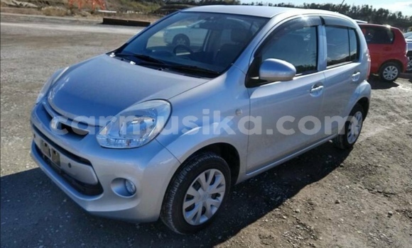 Nunua Ilio tumika Toyota Passo Fedha Gari ndani ya Beitbridge nchini Matabeleland Kusini