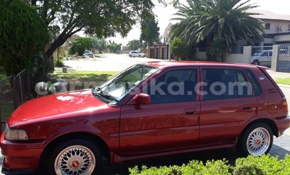 Acheter Occasion Voiture Toyota Tercel Rouge à Beitbridge, Matabeleland South Acheter Occasion Voiture Toyota Tercel Rouge à Beitbridge, Matabeleland South