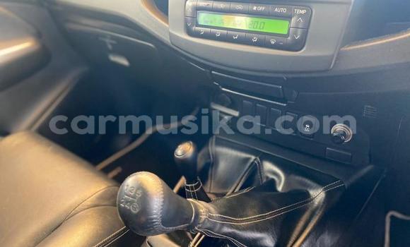 Nunua Ilio tumika Toyota Hilux Fedha Gari ndani ya Beitbridge nchini Matabeleland Kusini Nunua Ilio tumika Toyota Hilux Fedha Gari ndani ya Beitbridge nchini Matabeleland Kusini