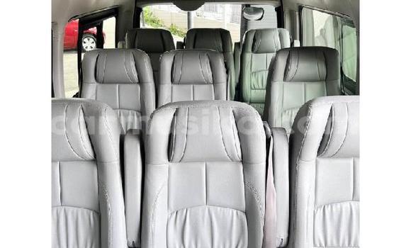 Acheter Occasion Voiture Toyota Hiace Blanc à Beitbridge, Matabeleland South Acheter Occasion Voiture Toyota Hiace Blanc à Beitbridge, Matabeleland South