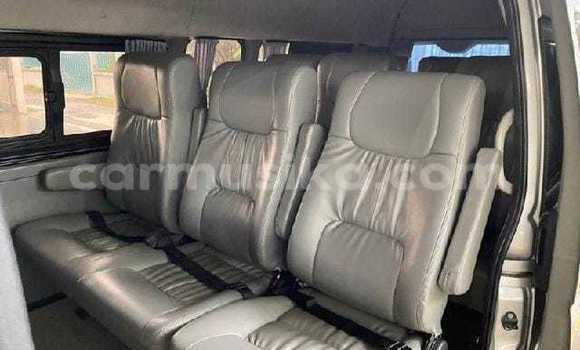 Tenga Tsaru Toyota Hiace Sirivha Mota in Beitbridge in Matabeleland South Tenga Tsaru Toyota Hiace Sirivha Mota in Beitbridge in Matabeleland South