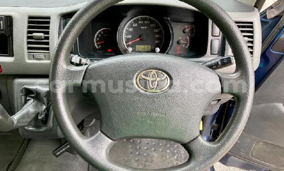 Tenga Tsaru Toyota Hiace Bhuruu Mota in Beitbridge in Matabeleland South Tenga Tsaru Toyota Hiace Bhuruu Mota in Beitbridge in Matabeleland South