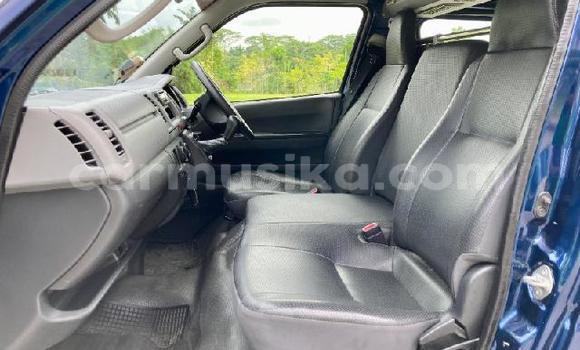 Tenga Tsaru Toyota Hiace Bhuruu Mota in Beitbridge in Matabeleland South Tenga Tsaru Toyota Hiace Bhuruu Mota in Beitbridge in Matabeleland South