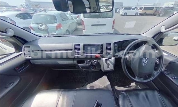 Tenga Tsaru Toyota Hiace Chena Mota in Beitbridge in Matabeleland South Tenga Tsaru Toyota Hiace Chena Mota in Beitbridge in Matabeleland South