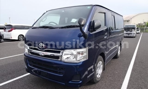 Acheter Occasion Voiture Toyota Hiace Bleu à Beitbridge, Matabeleland South Acheter Occasion Voiture Toyota Hiace Bleu à Beitbridge, Matabeleland South