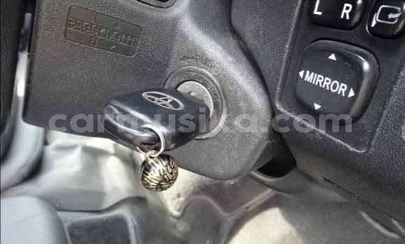 Acheter Occasion Voiture Toyota Hiace Bleu à Beitbridge, Matabeleland South Acheter Occasion Voiture Toyota Hiace Bleu à Beitbridge, Matabeleland South