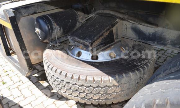 Buy Used Isuzu Trooper White Car in Harare in Harare Buy Used Isuzu Trooper White Car in Harare in Harare