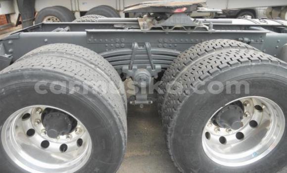 Buy Used Scania R420 White Truck in Harare in Harare Buy Used Scania R420 White Truck in Harare in Harare