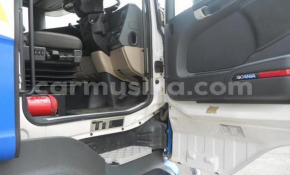 Buy Used Scania R420 White Truck in Harare in Harare Buy Used Scania R420 White Truck in Harare in Harare