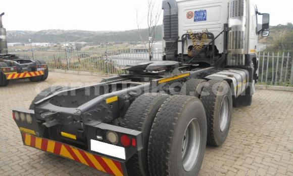 Buy Used Volvo F4 White Truck in Harare in Harare Buy Used Volvo F4 White Truck in Harare in Harare