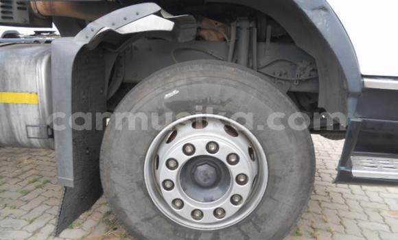 Buy Used Volvo F4 White Truck in Harare in Harare Buy Used Volvo F4 White Truck in Harare in Harare