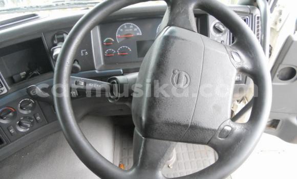 Buy Used Volvo F4 White Truck in Harare in Harare Buy Used Volvo F4 White Truck in Harare in Harare