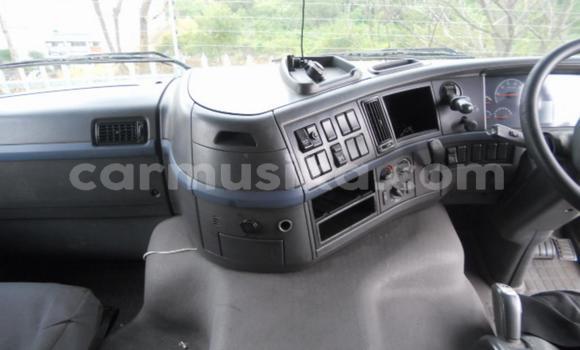 Buy Used Volvo F4 White Truck in Harare in Harare Buy Used Volvo F4 White Truck in Harare in Harare