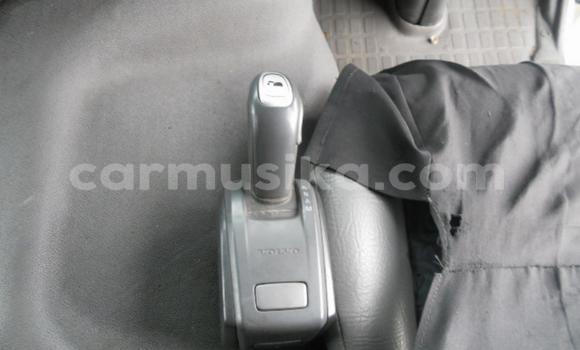 Buy Used Volvo F4 White Truck in Harare in Harare Buy Used Volvo F4 White Truck in Harare in Harare