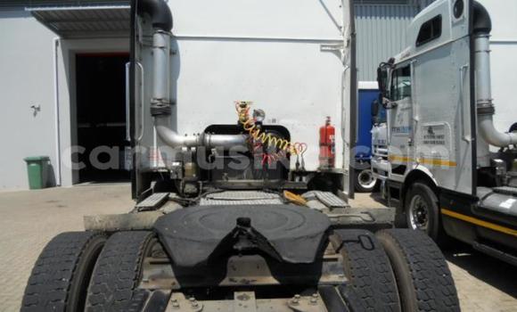 Acheter Occasion Utilitaire International 7600i Blanc à Harare, Harare Acheter Occasion Utilitaire International 7600i Blanc à Harare, Harare