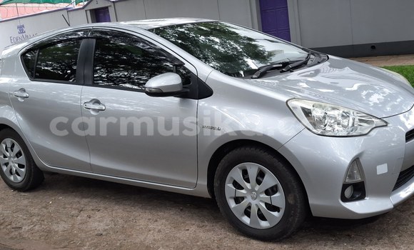 Acheter Occasion Voiture Toyota Aqua Gris à Borrowdale, Harare Acheter Occasion Voiture Toyota Aqua Gris à Borrowdale, Harare